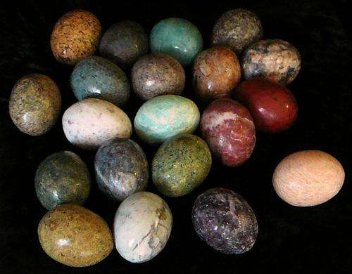 20 Assorted Tumbled Stone Eggs