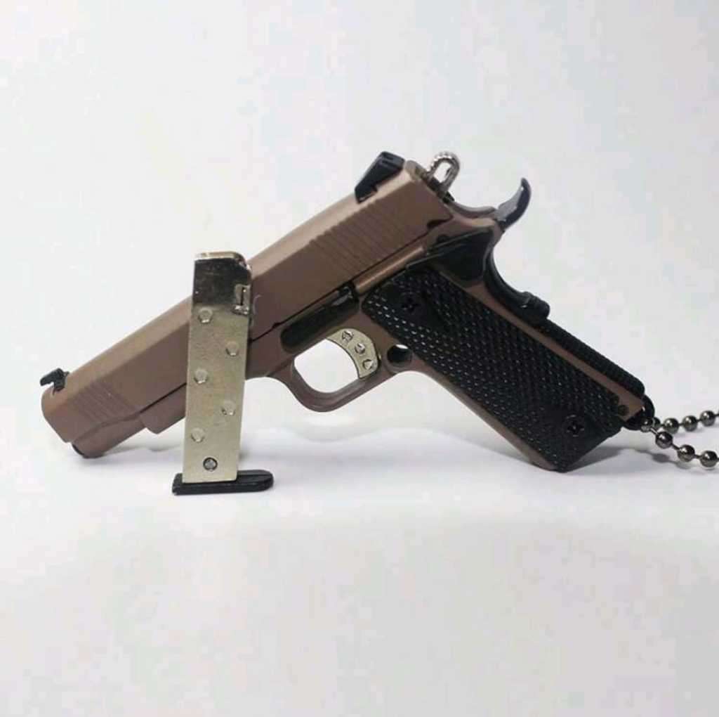 Mini replica Colt 1911 (desert sand)