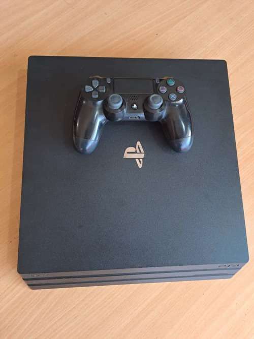 Sony Playstation PS4 Pro - in great condition!