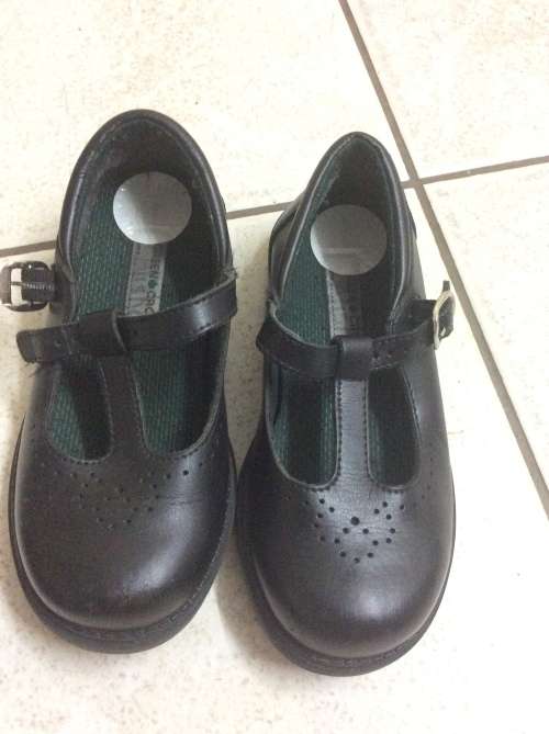 Girls GREEN CROSS School Shoe