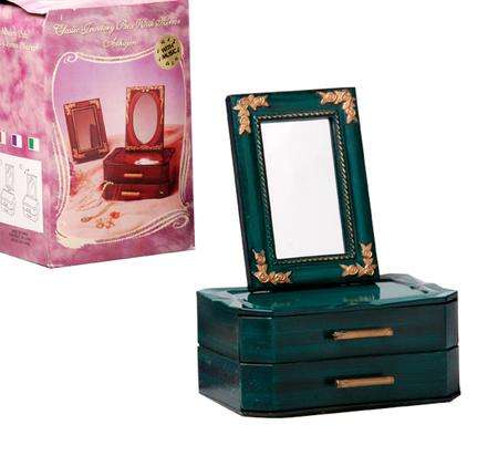 Classic Jewelery Box With mirror & Music!!