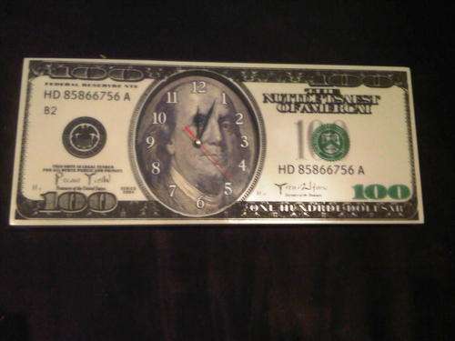 Quartz 100 Dollar Clock