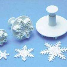 Snowflake Plunger Cutters - Set of 3..