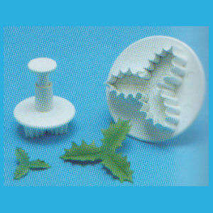 Triple Holly Leaf Plunger Cutters - Set of 2..