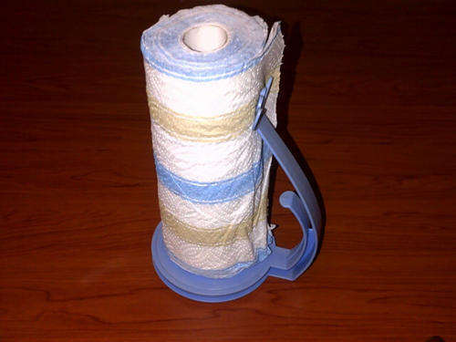 TUPPERWARE PAPER TOWEL HOLDER