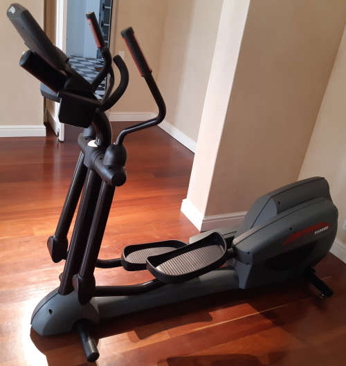 LifeFitness 9500R Cross/Elliptical Trainer