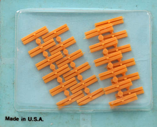 Atlas OO/HO Plastic Rail Joiners #55 (2 Dozen per unit)