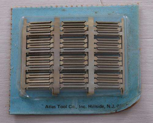 Atlas OO/HO Rail Joiners #170 (4 Dozen per unit)