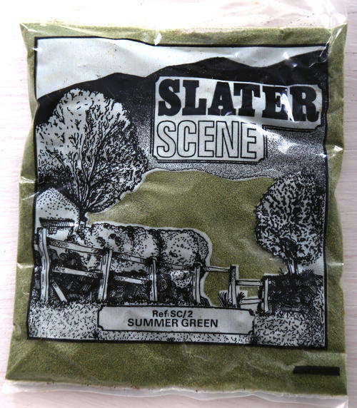 Slater Scene Summer Green Scatter Material SC/2