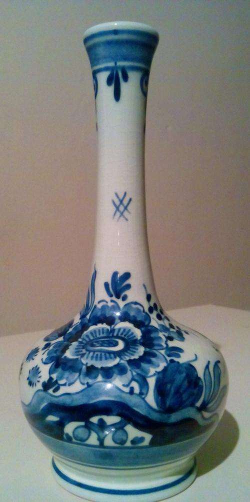 Hand painted Royal Delft blue vase
