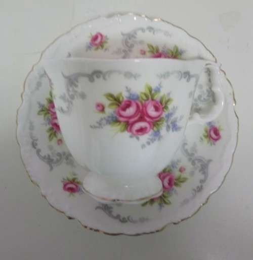 Royal Albert Tranquility tea duo