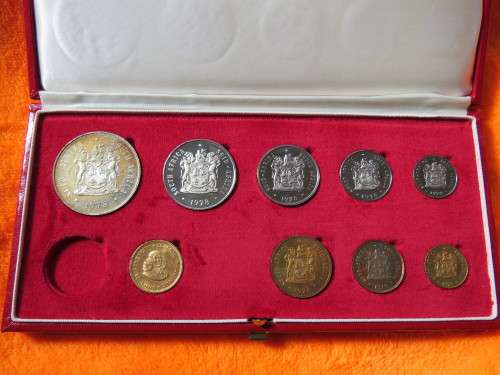1978 LONG PARTIAL PROOF SET WITH GOLD