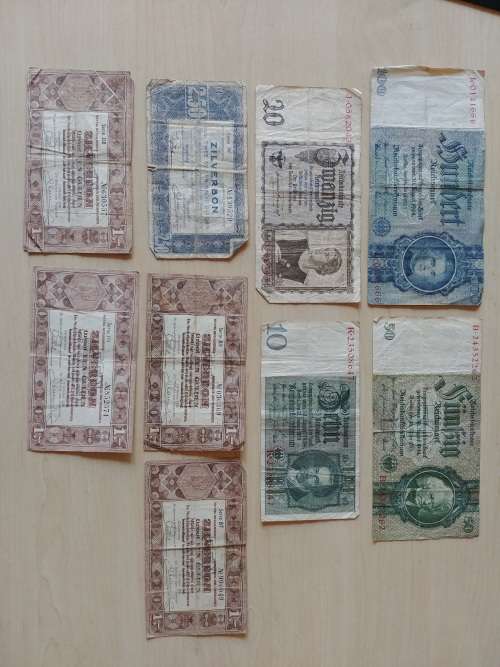 Various Circulated Bank Notes from World War 2 and later.