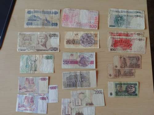 Various Circulated Bank Notes from World War 2 and later.
