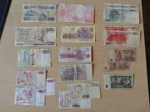 Various Circulated Bank Notes from World War 2 and later.