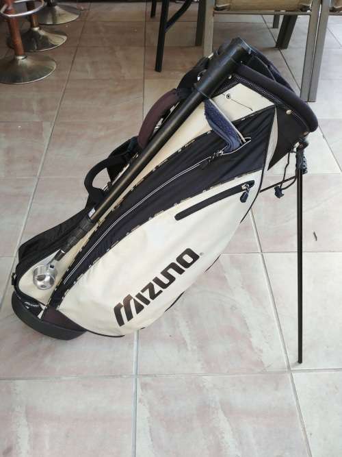 Mizuno Ultralight Golf Carry Bag