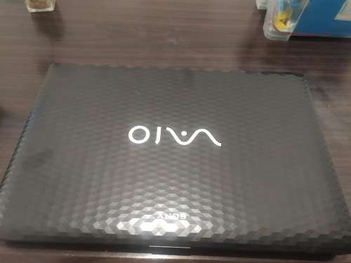 Sony Vaio E Series Laptop (Intel i5-2410M, 4GB, 500GB HDD, Nvidia Geforce 410M GPU) *incl. charger*