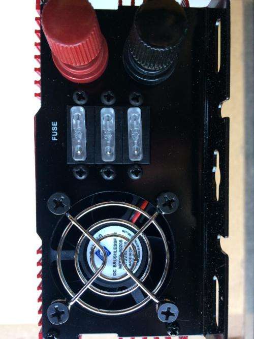 4000W SURGE POWER/2000W CONTINUOUS POWER - SUPERIOR QUALITY-TWIN AC OUTLETS-USB..ONE AUCTION ONLY !!