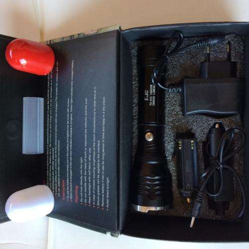 ALUMINIUM, HEAVY DUTY, SUPER BRIGHT ZOOM FLASHLIGHT 5000 TO 28000 LM