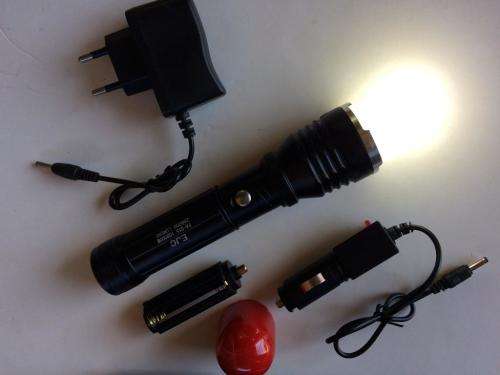 ALUMINIUM, HEAVY DUTY, SUPER BRIGHT ZOOM FLASHLIGHT 5000 TO 28000 LM