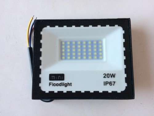 20W MINI LED FLOODLIGHT ... 50 000 HRS ...
