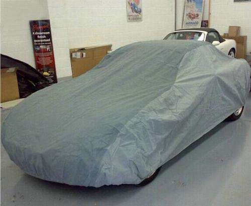 XL WATERPROOF CAR COVER...UV PROTECTED...PROTECT YOUR CAR FROM NATURE !!