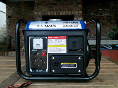 DGM 1500DC PETROL GENERATOR / ECONOMICAL EMERGENCY POWER / LTD STOCK !!