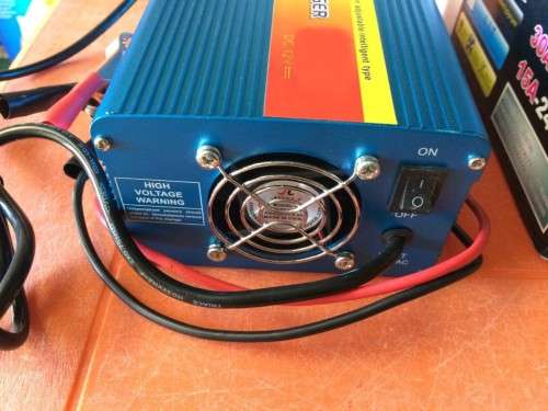 24V 10A BATTERY CHARGER