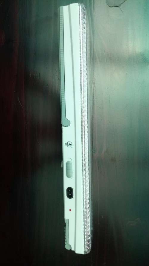 EMERGENCY RECHARGEABLE SMD LED LIGHT ...USE STANDING OR HANGING...AUTO STANDBY FUNCTION !!