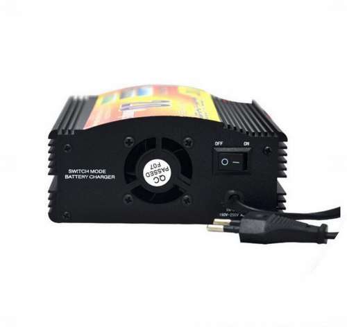 20A-12V SMART 4 PHASE INTELLIGENT BATTERY CHARGER -AUTO SHUT OFF - IDEAL FOR BATTERIES 80AH TO 300AH