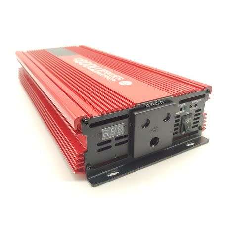 4000W POWER INVERTER..8000W PEAK POWER..CONVERTS 12V DC INTO 220V AC....VERY LTD STOCK !!