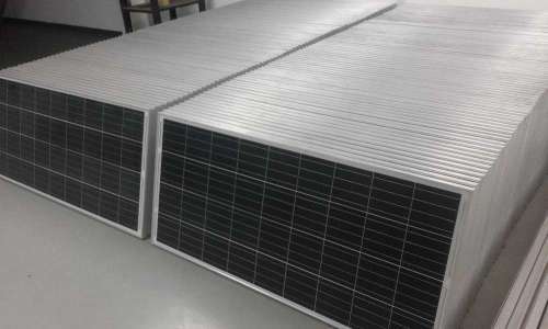 150W POLYCRYSTALLINE SOLAR PANEL-WITH CONNECTOR BOX , CABLES ,2 X CLAMPS & CABLE CONNECTORS