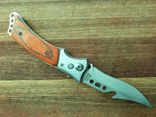 NEW STAINLESS STEEL FOLDING KNIFE WITH POUCH-210 MM WHEN OPENED-100 MM BLADE-SAFETY LATCH !