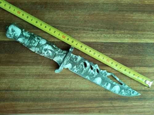 NEW STAINLESS STEEL SKULL DAGGER/HUNTING KNIFE & POUCH-300mm TOTAL LENDTH-170mm BLADE-ONLY  2 LEFT