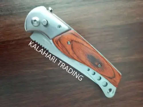 STAINLESS STEEL FOLDING KNIFE WITH SHEATH-240 mm WHEN OPENED-110 mm BLADE-SAFETY LATCH !