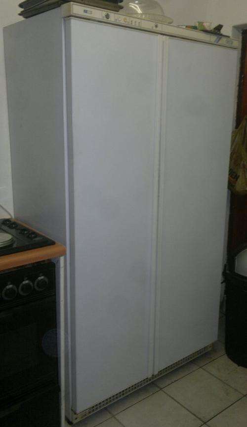 Large Double Door Defy Fridge