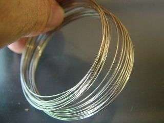 Memory wire 10 grams. Aproximately 25 coils. 60mm wide