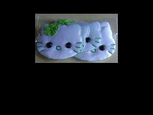 HELLO KITTY GREEN MOTIFF WITH BLACK BEADY EYES - 1 PC