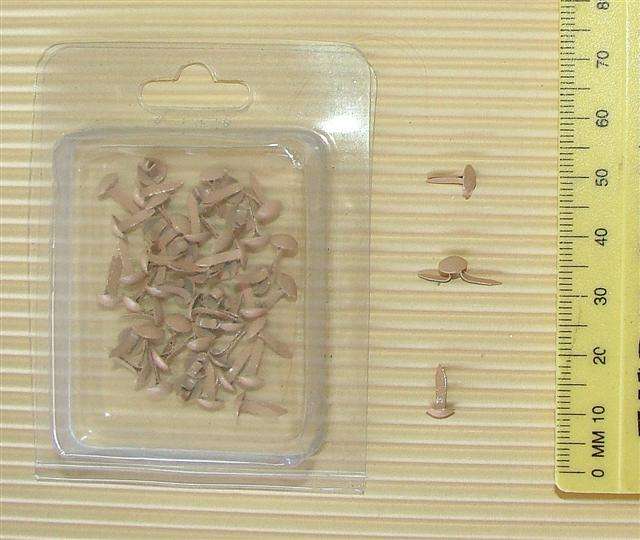 Brad Pins, Small Round, Cream. Quantity: 50