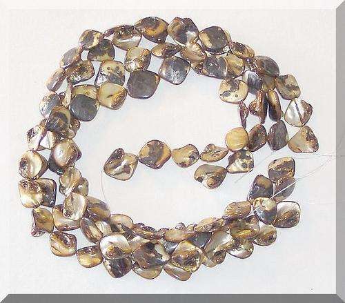 Mother of pearl irregular hoof bead BROWN string, 9-18mm . 38cm string