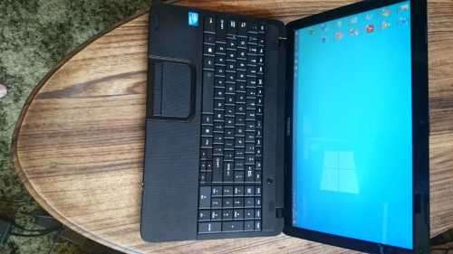 Toshiba C850 Laptop