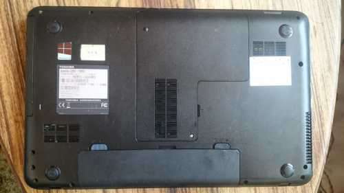 Toshiba C850 Laptop