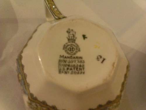 ROYAL DOULTON (MANDARIN) 30 PIECE FINE PORCELAIN SET, VALUE+- R22000