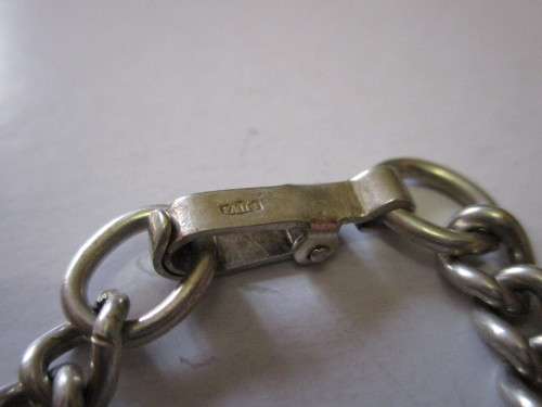 STUNNING MENS STERLING SILVER BRACELET IN GOOD CONDITION, WEIGH 19.4g -WIDTH 6.5mm SEE BELOW.