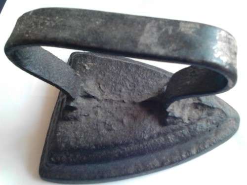 1900s - SOLID OLD IRON , NICE COLLECTION ITEM - SEE BLOW.