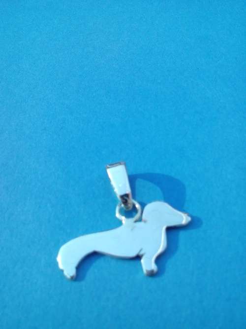 BEAUTIFUL DACHSHUND 925. STERLING SILVER PENDANT OR CHARM - PLEASE READ BELOW.