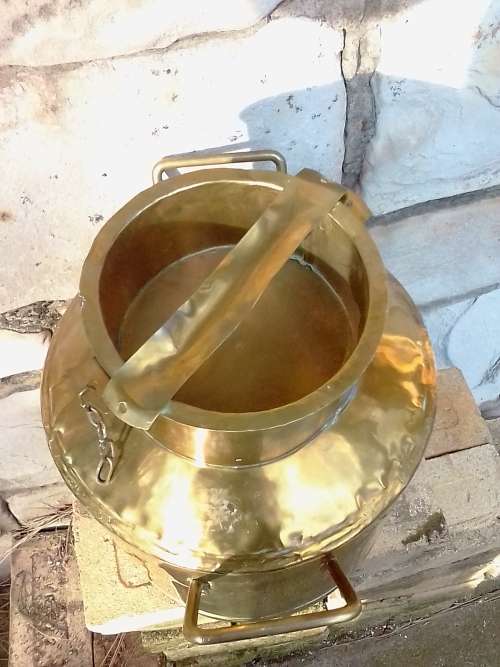 VERY BEAUTIFUL ANTIQUE 10Lt YELLOW COPPER MILK CAN , 35cm HIGH - PLEASE SEE AND READ BELOW.
