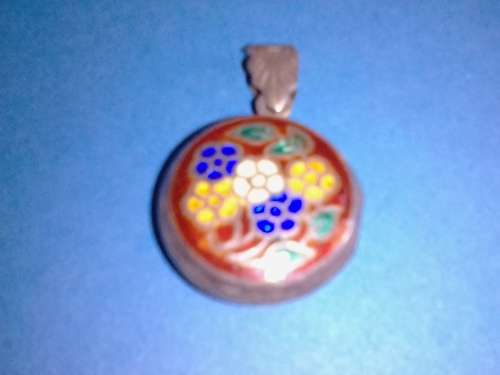 RARE and BEAUTIFUL ANTIQUE SERLING SILVER AND ENAMEL LOCKED - WEIGHT IS 5.5 Grams -PLEASE READ BELOW