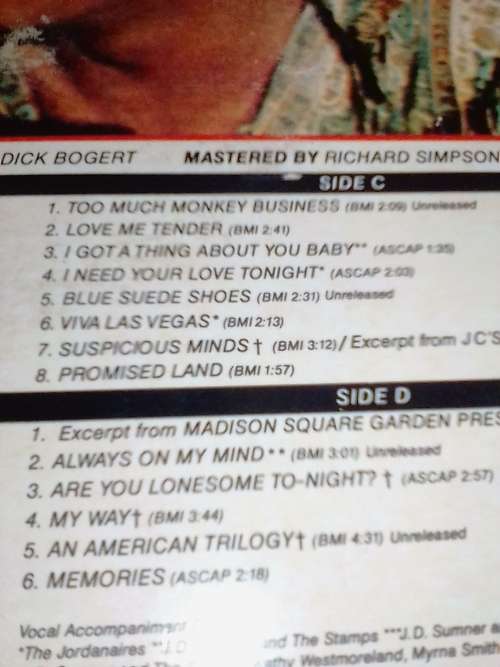 ELVIS PRESLEY DOUBLE ALBUM (THIS IS ELVIS) Vinyl`s in excellent condition - SEE AND READ BELOW.