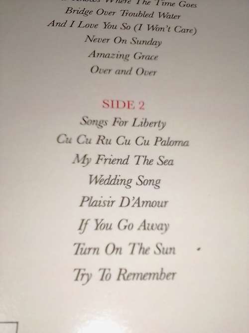 NANA MOUSKOURI (HER LOVE SONGS) Vinyl in near mint condition - SEE AND READ BELOW.